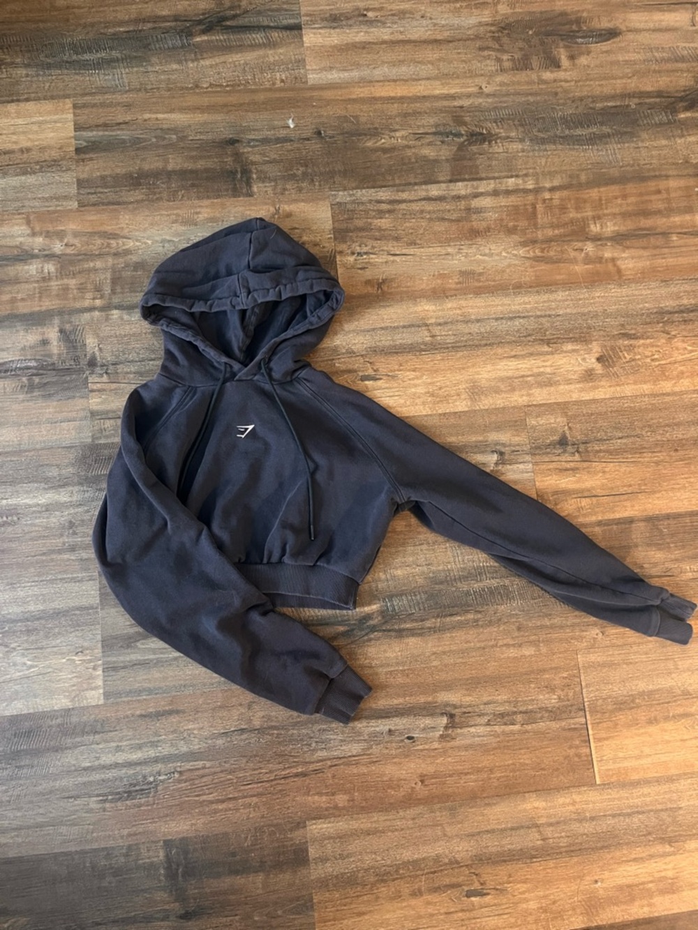 Gymshark Black Cropped Pullover Hoodie